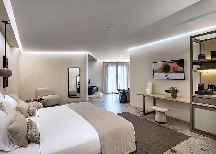 Aeonic And 5* Mykonos Town