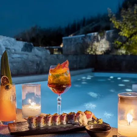 Aeonic And ホテル