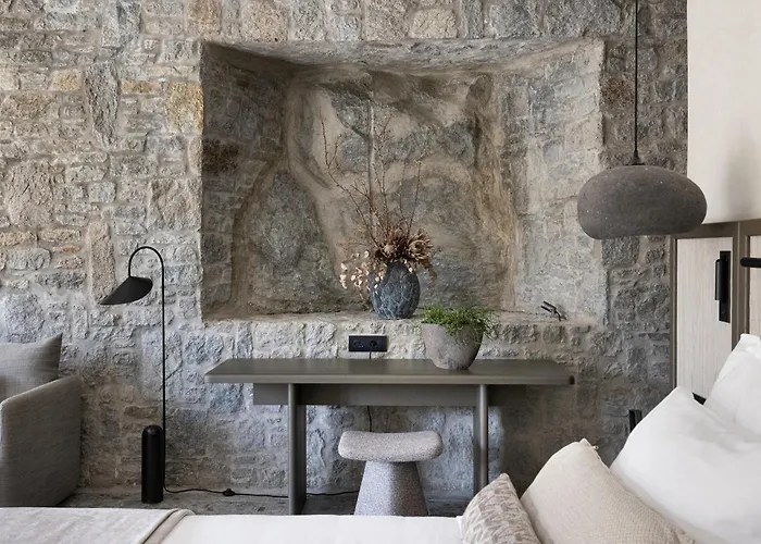 ホテル Aeonic And