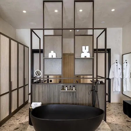 Hotell Aeonic And 5*