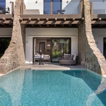 Aeonic And ホテル