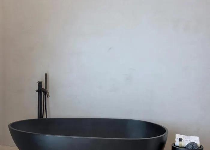 Aeonic And Hotel Mykonos Town