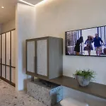 Aeonic And Hotel 5*