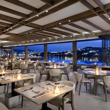 호텔 Aeonic And 5*