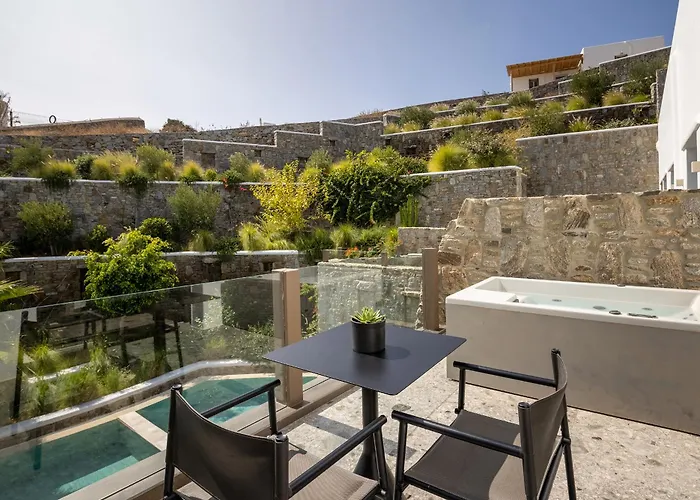 酒店 Aeonic And 5*